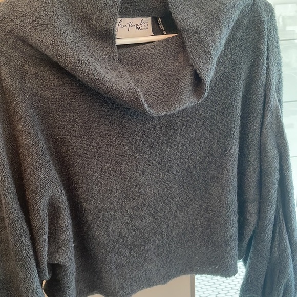 Free People Sweater - Picture 2 of 5